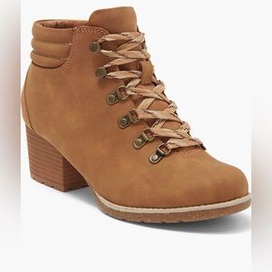 Born Carson Bootie Size 6M NWB